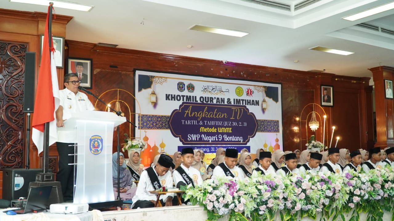 Wali Kota Basri Hadiri Khotmil Qur'an dan Imtihan Angkatan IV SMPN 9